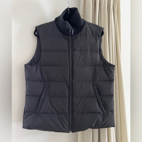 Mackage Vest - Never Worn - Picture 1 of 3